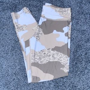 Women’s aerie leggings